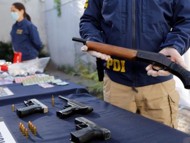 Capturan a seis sujetos que protagonizaron video disparando y dejando una corona de flores en casa de Lo Espejo