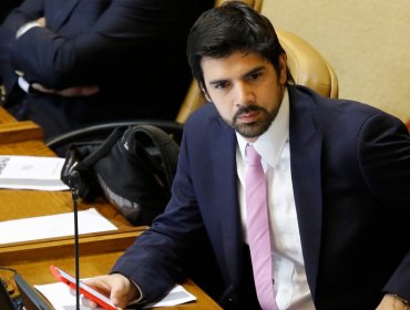 Diputado Lavín: “No es racional que ministro sea responsable de acciones de un carabinero"