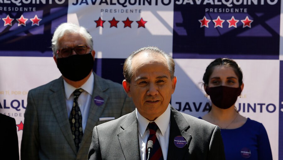 Economista Bernardo Javalquinto lanza su carrera presidencial como independiente
