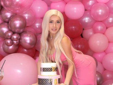 Daniella Chávez celebró su cumpleaños 35 transformándose en Barbie