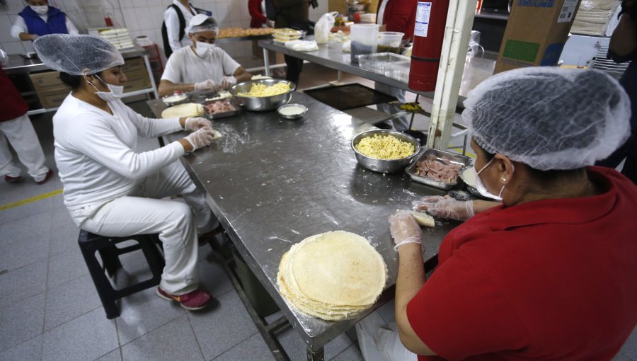 Producción industrial creció 1,9% gracias a repunte de manufactura de alimentos