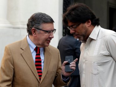 Joaquín Lavín vence a Daniel Jadue en hipotética segunda vuelta presidencial, según Cadem