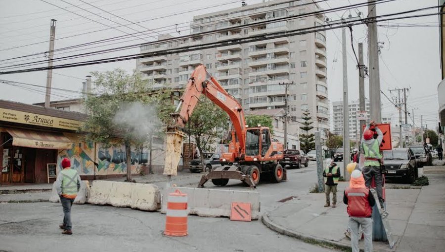 Inician obras de conservación vial y reparación de espacios públicos de la Av. Matta de Valparaíso