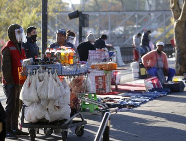 INE: Ocupación informal cayó a 23,5% en el trimestre julio-septiembre