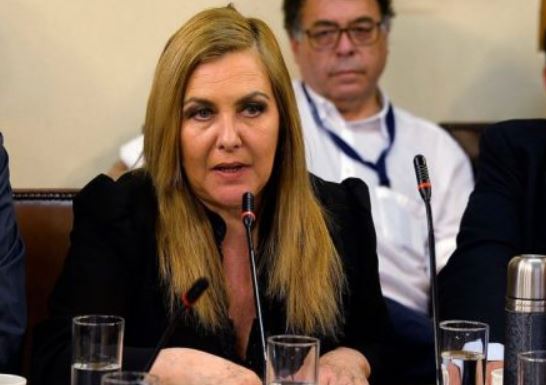 Pamela Jiles condicionó su candidatura presidencial a la votación que obtenga de su pareja en la Gobernación Metropolitana