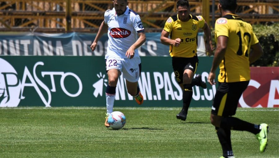 Melipilla aplastó a San Luis y volvió a la lucha por el ascenso en la Primera B