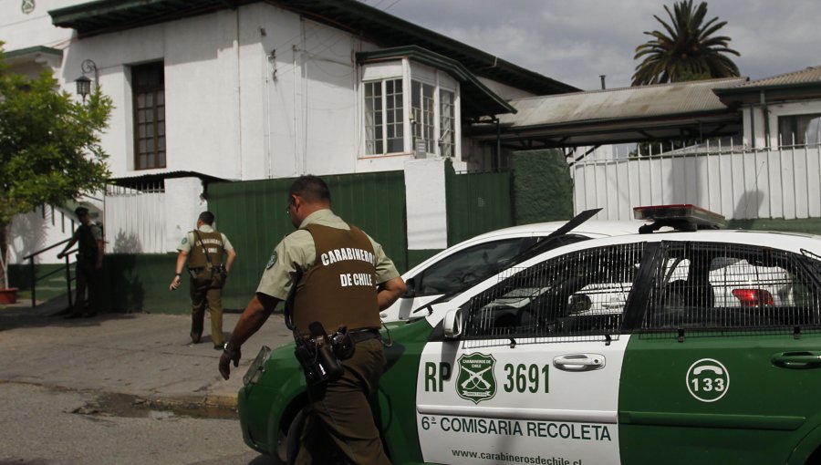 Detienen a siete personas por nueva fiesta clandestina en Recoleta