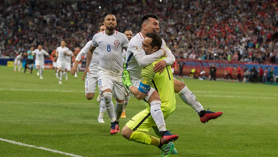 Claudio Bravo reveló historia de los penales atajados a Portugal en Copa Confederaciones