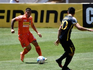 Cobreloa se impuso a San Luis y vuelve a los abrazos en Primera B tras cuatro partidos