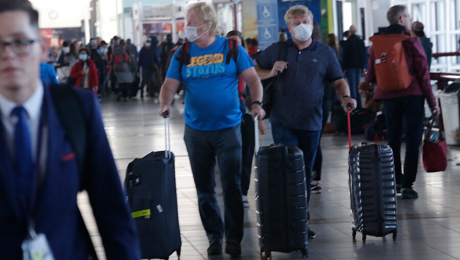 Tras anuncio del regreso de vuelos con turistas extranjeros, gremio pide que medida se extienda a la vía terrestre