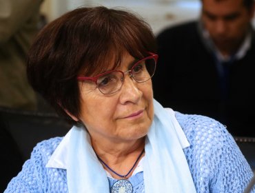 Diputada Carmen Hertz acusa a Fuad Chahín de "fraseología esperpéntica" por crítica a Camila Vallejo