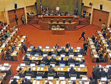 Proyecto que autoriza un segundo retiro de fondos de pensiones avanza a la sala del Senado