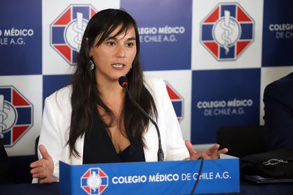 Colegio Médico da ultimátum de 30 días al Gobierno para "cumplir sus compromisos"