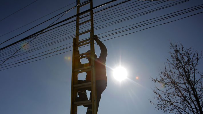 Restablecen suministro eléctrico en Concón, sectores de Quintero y parte alta de Viña del Mar