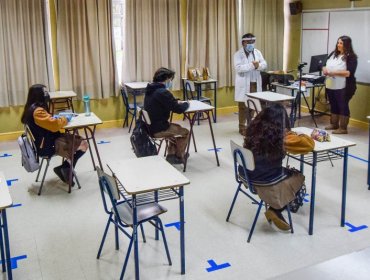 Año escolar 2021 iniciará el 1 de marzo con clases presenciales y semipresenciales