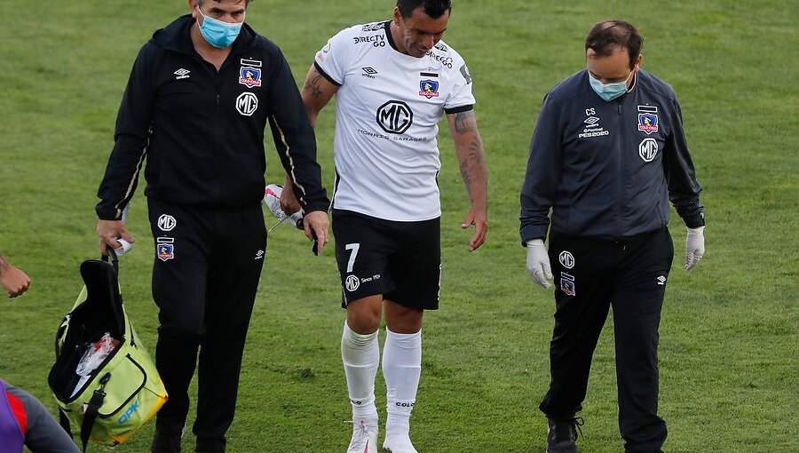 Esteban Paredes quedó descartado para el duelo entre Colo-Colo y Curicó Unido