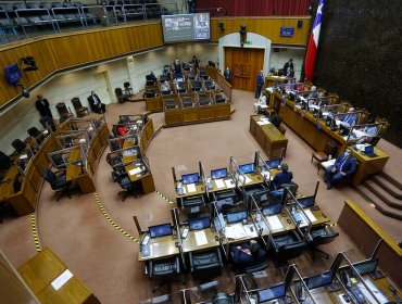 Comisión del Senado postergó para este martes la votación del proyecto del Gobierno sobre segundo retiro del 10%