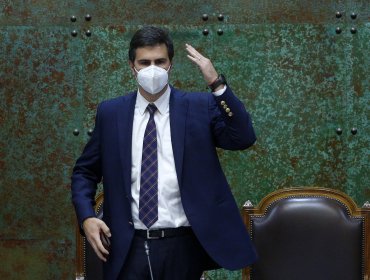 Presidente de la Cámara de Diputados anuncia que su directiva "se va a defender" ante moción de censura