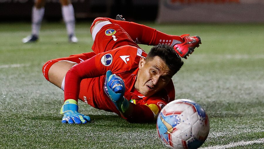 Wanderers rescató un empate con un jugador menos y de visita ante Audax