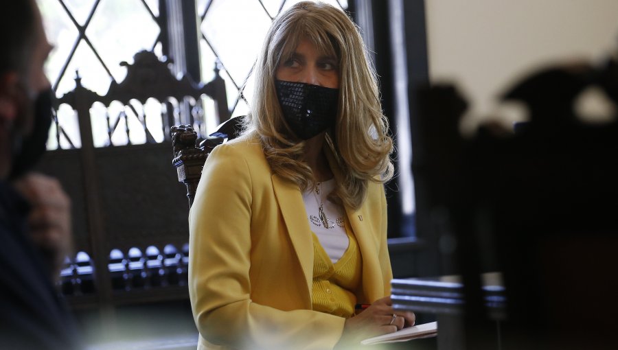 Senadora Ximena Rincón y posible rechazo al 10%: "Los colegas van a tener que dar explicaciones"