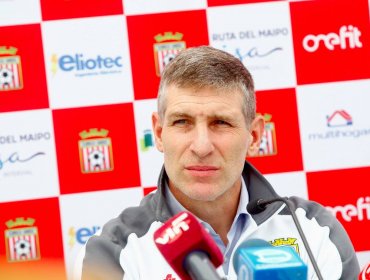 Martín Palermo fue presentado como nuevo director técnico de Curicó Unido