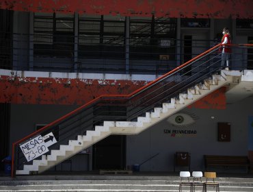 Primarias en Valparaíso: Denuncian "cierre anticipado de mesas" y problemas para votar