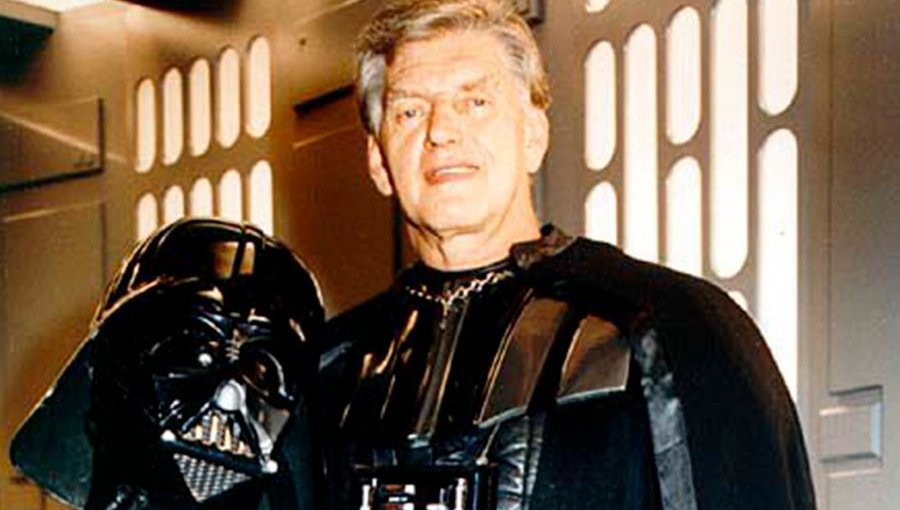 Fallece David Prowse, actor que interpretó a Darth Vader en «Star Wars»