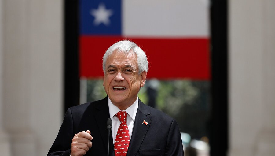 Presidente Piñera afirma que en Chile surgió una izquierda "muy radical, populista y poco respetuosa de la democracia"