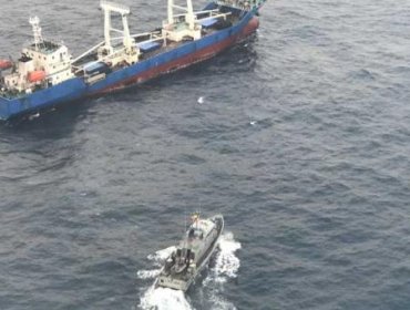 Al menos 400 buques de pesca china se acercan a Chile y se desplazan al estrecho de Magallanes