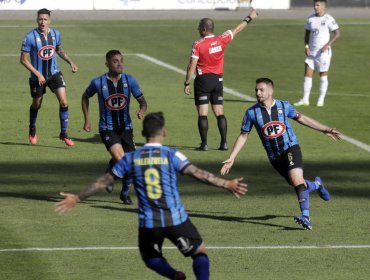 Colo Colo empató ante Huachipato y sigue sufriendo con el descenso