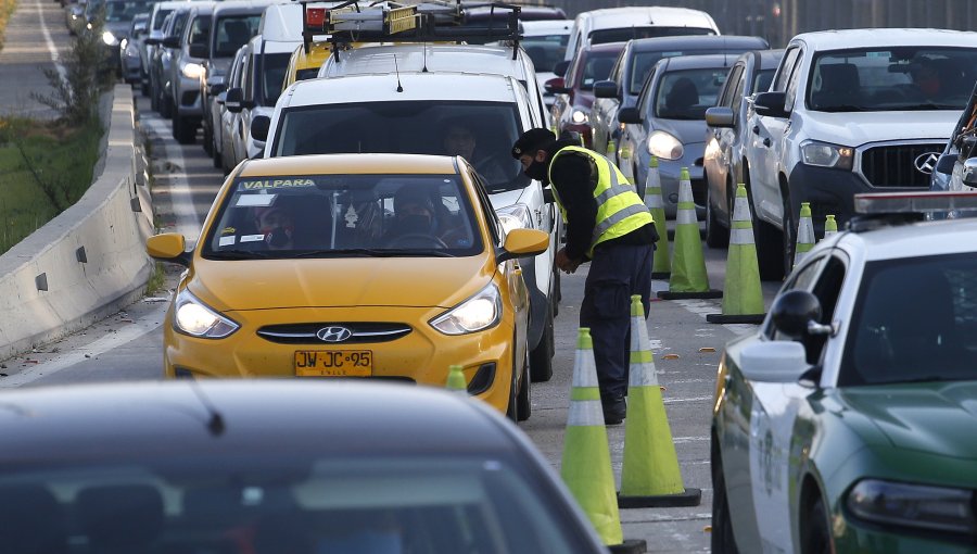 Carabineros anticipa que cerca de 90 mil vehículos regresarán este domingo a la capital