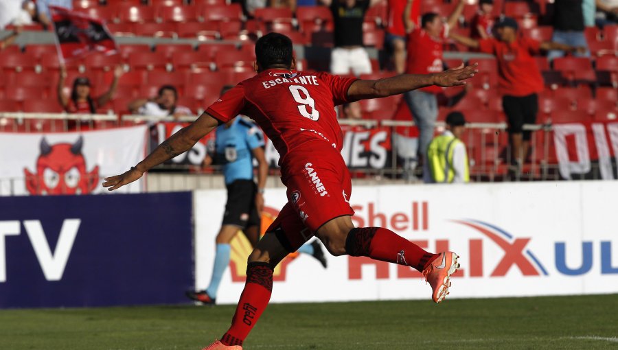 Ñublense cayó ante Cobreloa, pero sigue como puntero en la Primera B