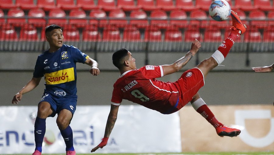 Fecha 21: U. La Calera alcanzó a la UC en la cima y Colo-Colo sigue último