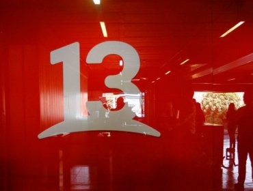 Canal 13 anunció que destacado rostro dejará la estación tras más de 20 años