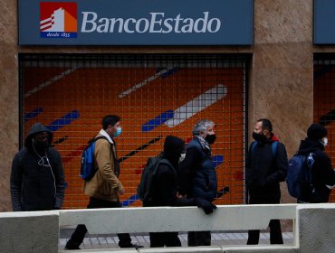 BancoEstado teme colapso del sistema "si todos giran al mismo tiempo" sus retiros del 10% en efectivo