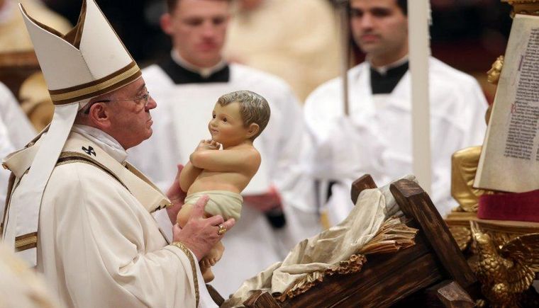 Papa Francisco adelanta dos horas la misa del Gallo en la basílica de San Pedro por la pandemia