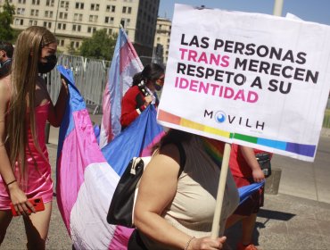 Movilh asegura que Fuerzas Armadas admitieron por primera vez en la historia a una persona trans