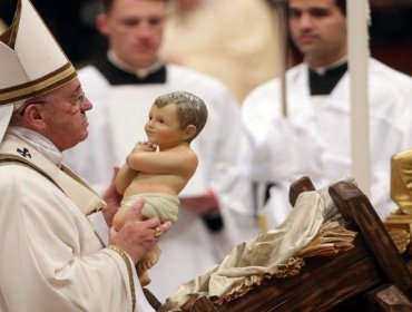 Papa Francisco adelanta dos horas la misa del Gallo en la basílica de San Pedro por la pandemia