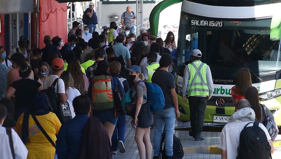 Fedetur pide al Gobierno permitir los viajes interregionales desde la región Metropolitana durante «Transición»