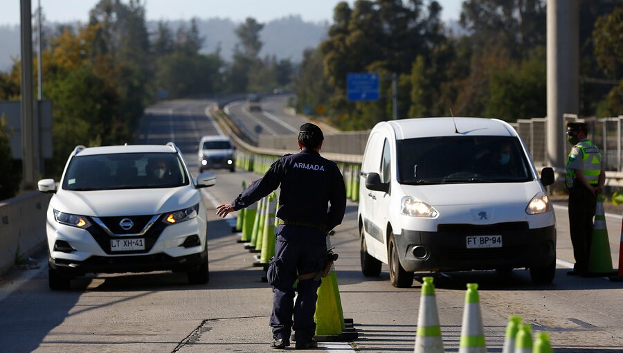 Instalan controles sanitarios en rutas de acceso a la región de Valparaíso para evitar llegada de santiaguinos