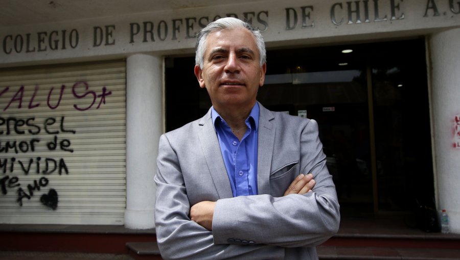 Carlos Díaz, nuevo presidente del Colegio de Profesores: "Estamos disponibles para dialogar, pero no a que nos impongan condiciones"