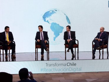 Gobierno y Microsoft sellan alianza para realizar masiva capacitación digital