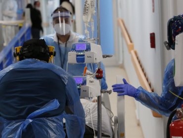 Pandemia en Chile: 1.911 contagios nuevos, 11.035 casos activos y otros 45 fallecidos asociados al Covid-19