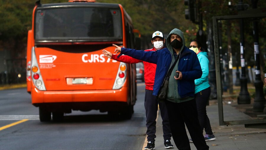 Viajes en transporte público de la región Metropolitana disminuyeron en un 18% durante «Transición»