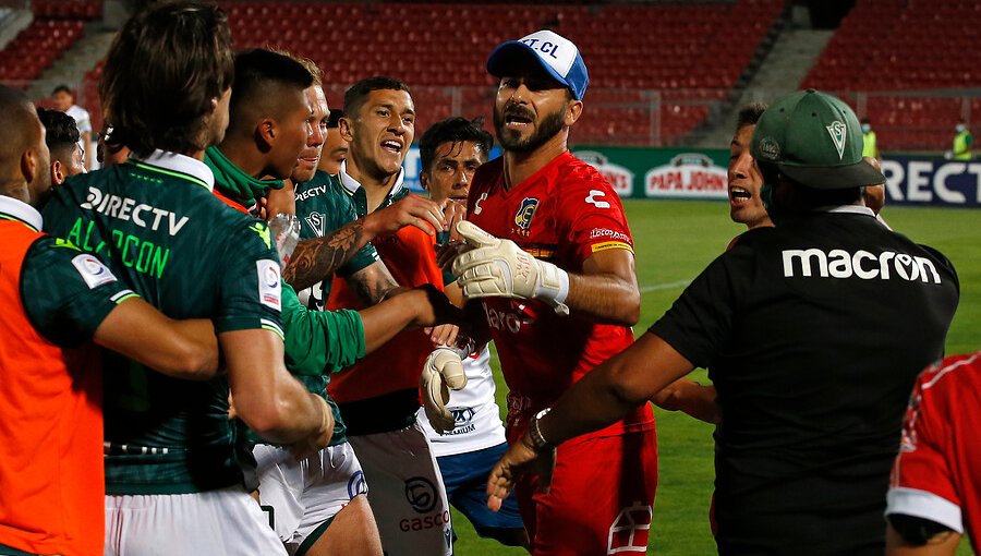 "La tenía guardada": Francisco Alarcón explicó su polémico festejo ante Johnny Herrera