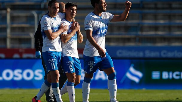 Universidad Católica busca instancias finales de Copa Sudamericana ante Vélez