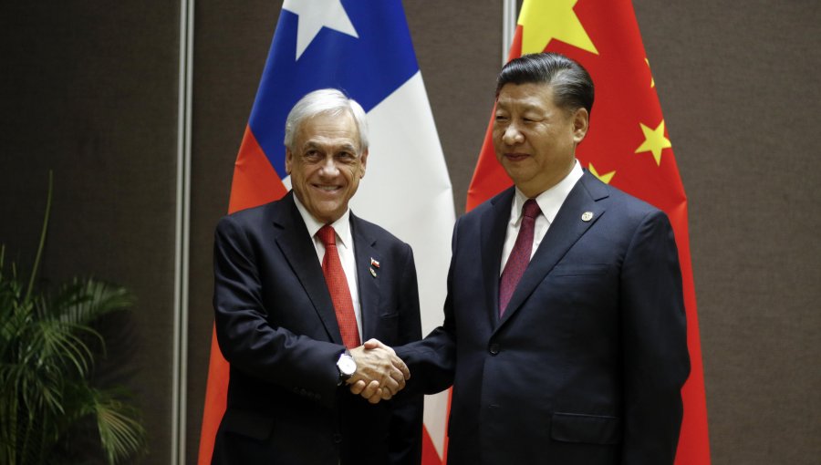 Chile y China celebran 50 años de relaciones y reafirman compromiso en distribución de vacunas