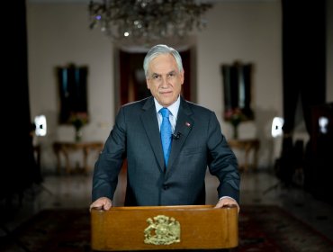 Presidente Piñera confirma que en los próximos días llegarán las primeras 20 mil dosis de vacuna contra el Covid-19