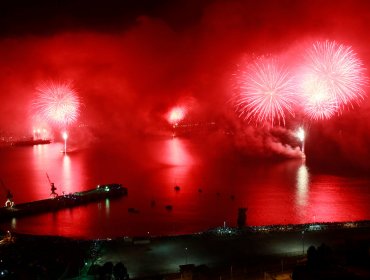 Valparaíso prepara homenaje a víctimas de la pandemia y a la "primera línea" de la salud en la antesala a show pirotécnico de año nuevo