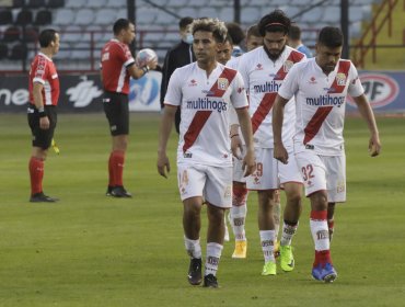 Sindicato de futbolistas emplazó a la ANFP para suspender duelo entre Curicó y Unión Española